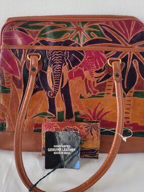 Vintage 90s Hand painted India Leather Elephant Crossbody Bag Purse